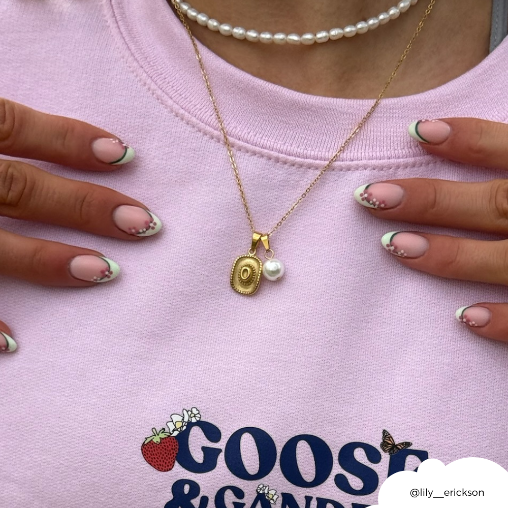 Cowgirl Hat & Pearl Necklace