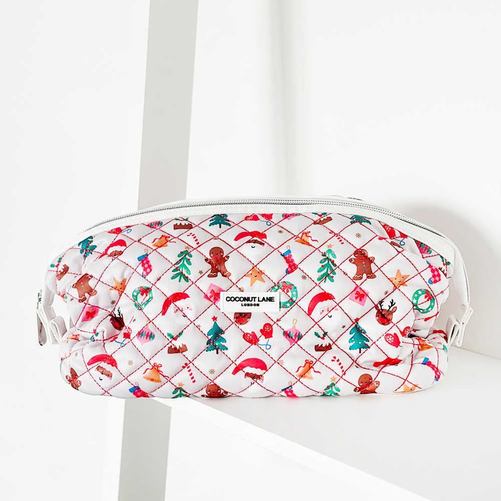 Expandable Makeup Bag - Quilted Christmas Party