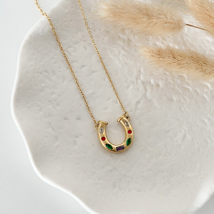 Horseshoe Stone Necklace